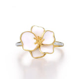 Hvid blomster ring