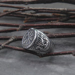 Vegvisir emblem ring