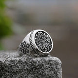 Viking ring Yggdrasil